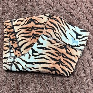 PINK VS Tiger Print Leggings